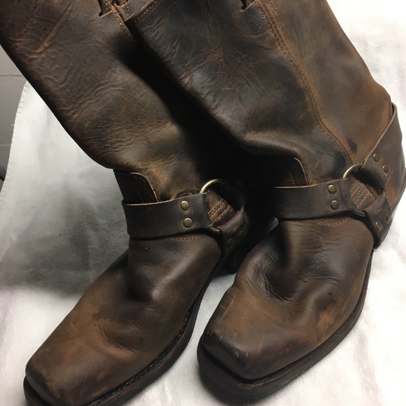 Woman's Frye Boots - Picture 1 of 7